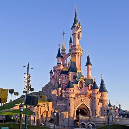 F2 Proche Gare Et Toute Commodite Château-Thierry Eksteriør bilde