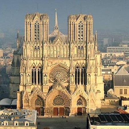 F2 Proche Gare Et Toute Commodite Château-Thierry Eksteriør bilde